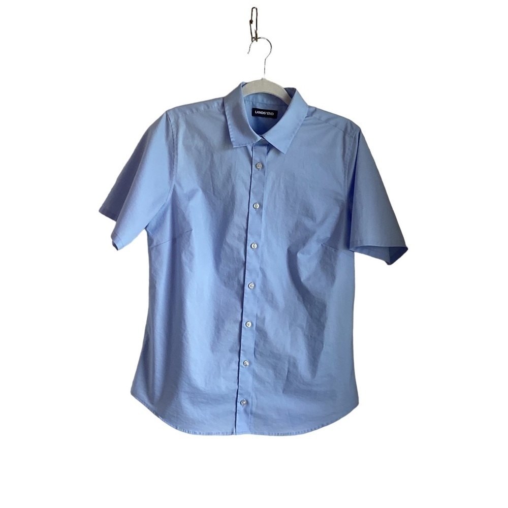 Lands End Women’s Blue Short Sleeved Button Up Blouse. Size 10-12?